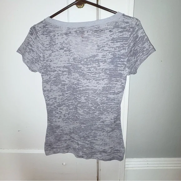 Y2K Heart peace sign burnout baby tee sz medium - Picture 3 of 4